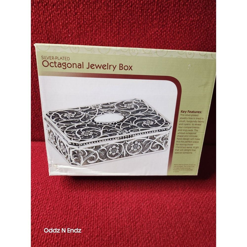 Silver-Plated Octagonal Jewelry Box‎ With Velvety Interior & Floral Design